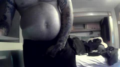 Snapshot of ghostweaze666 chatting on December 5, 12:33 pm ghostweaze666 online show from December 5, 12:33 pm