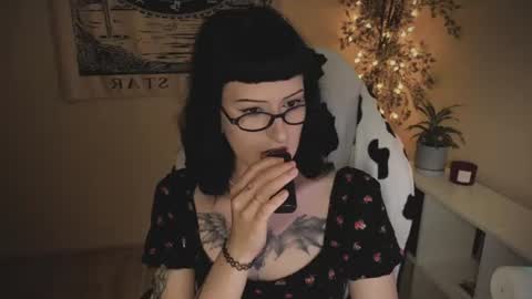 ghoticspectre online show from July 2, 11:16 am