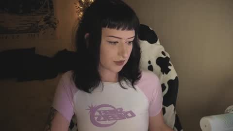 ghoticspectre online show from July 7, 4:33 pm