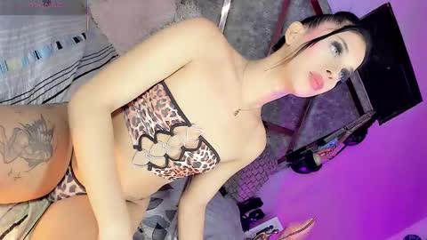 Gia Ferrara online show from March 16, 5:44 am