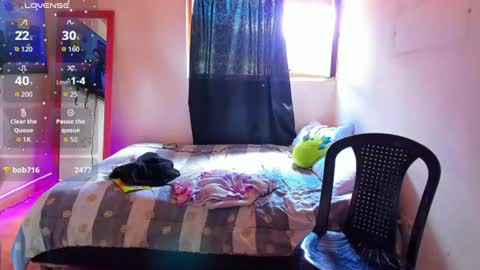Snapshot of gia_contii chatting on July 6, 2:36 pm giaaaa online show from July 6, 2:36 pm
