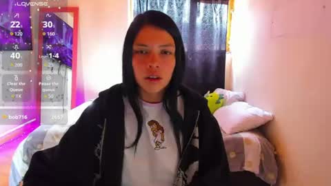 Snapshot of gia_contii chatting on July 6, 3:03 pm giaaaa online show from July 6, 3:03 pm
