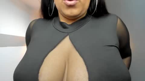 G I A  FOX online show from January 27, 3:18 pm