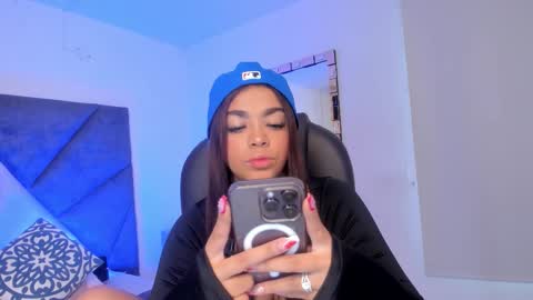 Gia  online show from January 15, 6:44 pm