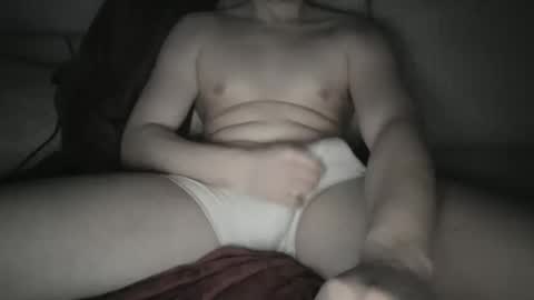 Giantjunkjack online show from March 1, 12:45 am