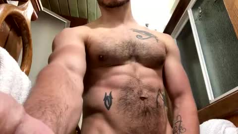 Snapshot of giantrodd chatting on January 13, 9:30 am giantrodd online show from January 13, 9:30 am