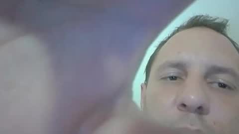 Snapshot of gig100 chatting on November 30, 4:11 pm gig100 online show from November 30, 4:11 pm