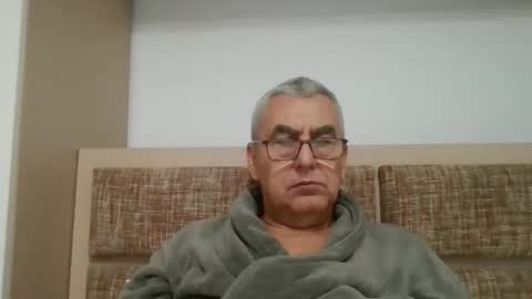 gigi1970 online show from October 6, 6:44 am