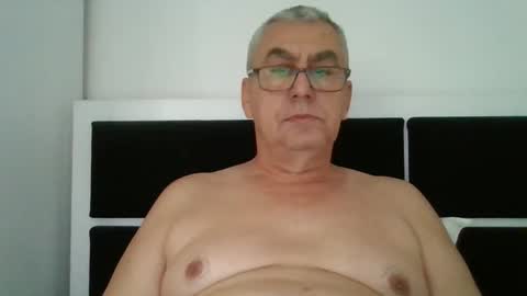 gigi1970 online show from October 30, 11:33 am