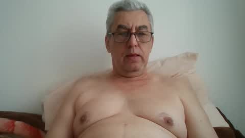 Snapshot of gigi1970 chatting on April 25, 8:06 am gigi1970 online show from April 25, 8:06 am