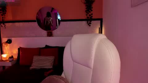 GIGI online show from June 17, 7:22 am