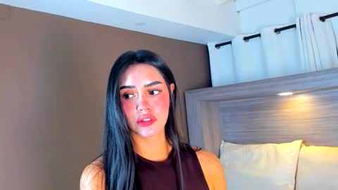 gigi wilden online show from February 2, 11:20 am