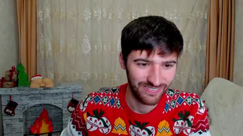 Snapshot of gilbertogonzales chatting on December 17, 6:56 am gilbertogonzales online show from December 17, 6:56 am