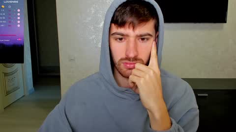 Snapshot of gilbertogonzales chatting on January 15, 6:01 am gilbertogonzales online show from January 15, 6:01 am