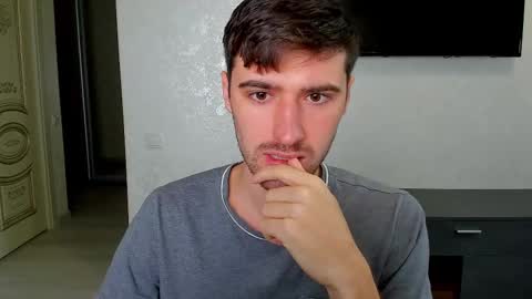 Snapshot of gilbertogonzales chatting on March 5, 5:29 am gilbertogonzales online show from March 5, 5:29 am