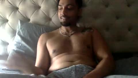 gilbone_gattsby online show from March 11, 7:31 pm