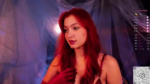 Stacy online show from November 25, 6:19 pm