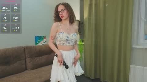 Anna online show from October 14, 1:45 pm