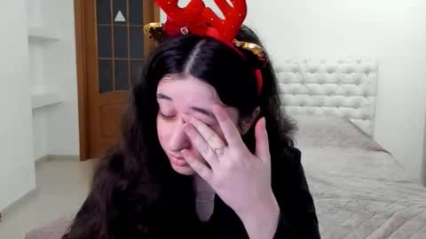 Kate online show from December 14, 8:52 am