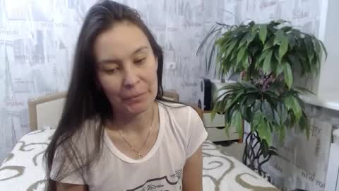 ginaxsoulah   online show from February 12, 6:25 pm