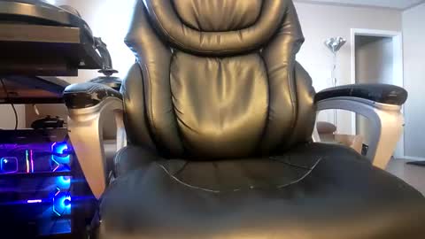 Snapshot of ginger603 chatting on December 15, 10:04 pm ginger603 online show from December 15, 10:04 pm