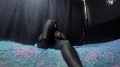 Miss online show from January 26, 4:51 pm