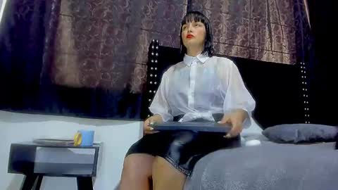 Miss online show from September 21, 5:58 pm