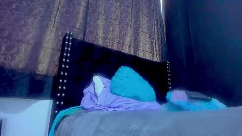 Miss online show from October 9, 5:44 pm