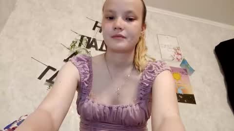 Ginger Anna online show from May 26, 5:53 pm