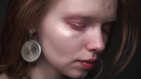        im expecting 350 thumbs up on my altar   online show from February 23, 10:09 pm