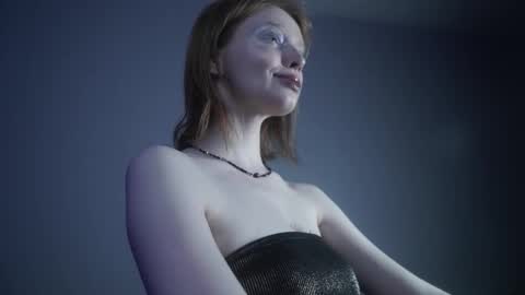        im expecting 350 thumbs up on my altar   online show from March 5, 1:10 am