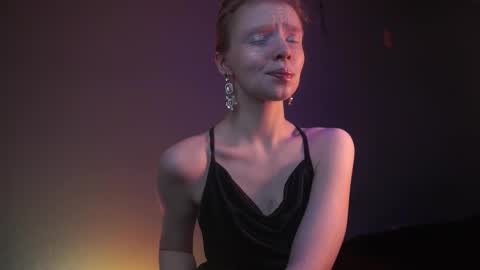        im expecting 350 thumbs up on my altar   online show from February 4, 10:04 pm