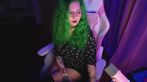 Ginger online show from May 25, 6:58 pm
