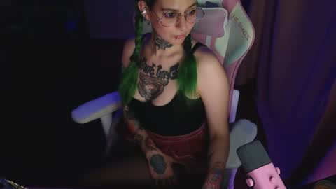 Snapshot of ginger_stay chatting on June 24, 9:58 pm Ginger online show from June 24, 9:58 pm