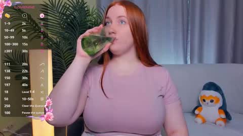 Snapshot of ginger_twinkle chatting on September 19, 7:32 am Ginger online show from September 19, 7:32 am