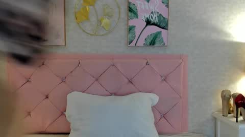 Snapshot of ginger_violetta chatting on January 14, 7:43 pm Ginger online show from January 14, 7:43 pm