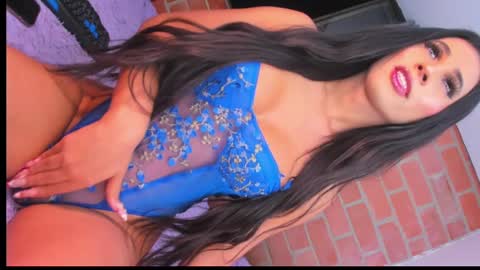 Oberlyn online show from December 2, 7:03 am