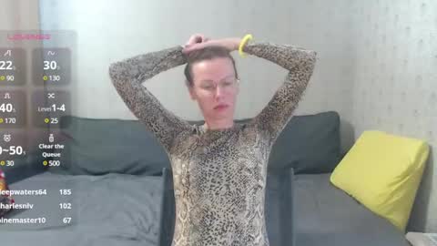 Snapshot of gingermak chatting on January 11, 8:00 am Michelle online show from January 11, 8:00 am