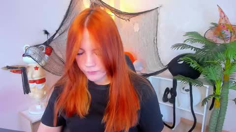 gingerr_pie online show from November 12, 7:03 pm