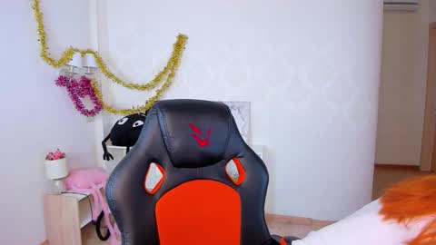 Snapshot of gingerr_pie chatting on February 9, 4:49 am gingerr_pie online show from February 9, 4:49 am