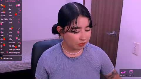 ginmeowuwu online show from June 23, 7:12 pm