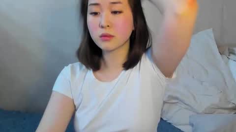 Snapshot of ginnycherry chatting on April 20, 11:17 pm Ginny online show from April 20, 11:17 pm