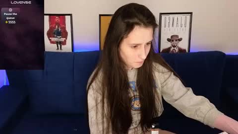 Snapshot of ginnyg_ chatting on December 19, 10:21 pm Ginnyg online show from December 19, 10:21 pm