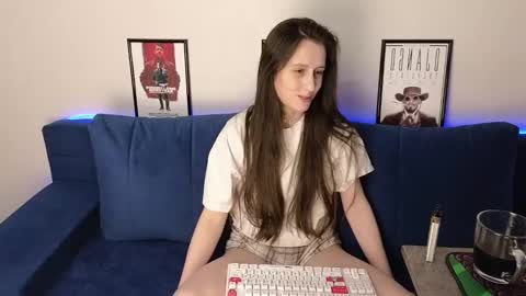 Snapshot of ginnyg_ chatting on January 22, 5:59 am Ginnyg online show from January 22, 5:59 am