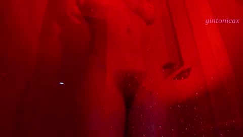 Snapshot of gintonicax chatting on February 22, 1:40 am Ginevra online show from February 22, 1:40 am