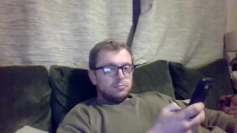 Snapshot of ginwood chatting on January 23, 6:35 pm ginwood online show from January 23, 6:35 pm