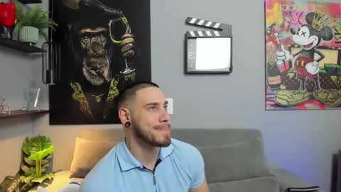 Snapshot of giorgio_leone2 chatting on March 10, 11:16 pm Giorgio leone online show from March 10, 11:16 pm
