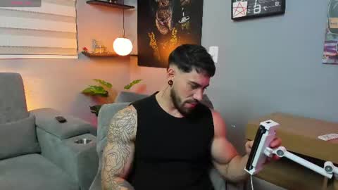 Snapshot of giorgio_leone2 chatting on June 20, 2:36 am Giorgio leone online show from June 20, 2:36 am