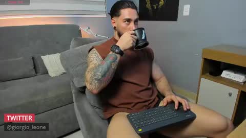 Snapshot of giorgio_leone2 chatting on July 11, 1:30 am Giorgio leone online show from July 11, 1:30 am