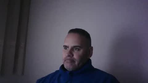 Snapshot of gioshadow chatting on January 3, 12:30 pm gioshadow online show from January 3, 12:30 pm